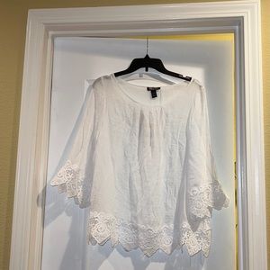 Size small white blouse